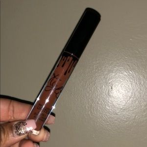 Kylie Cosmetics- TRUE BROWN K
